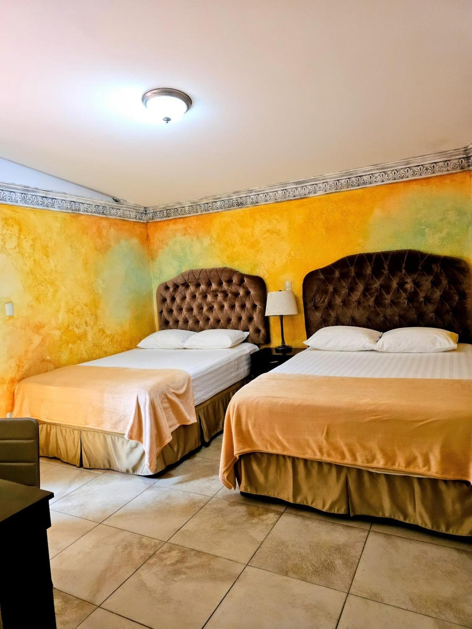 Antigua Inn Hotel Гватемала Экстерьер фото