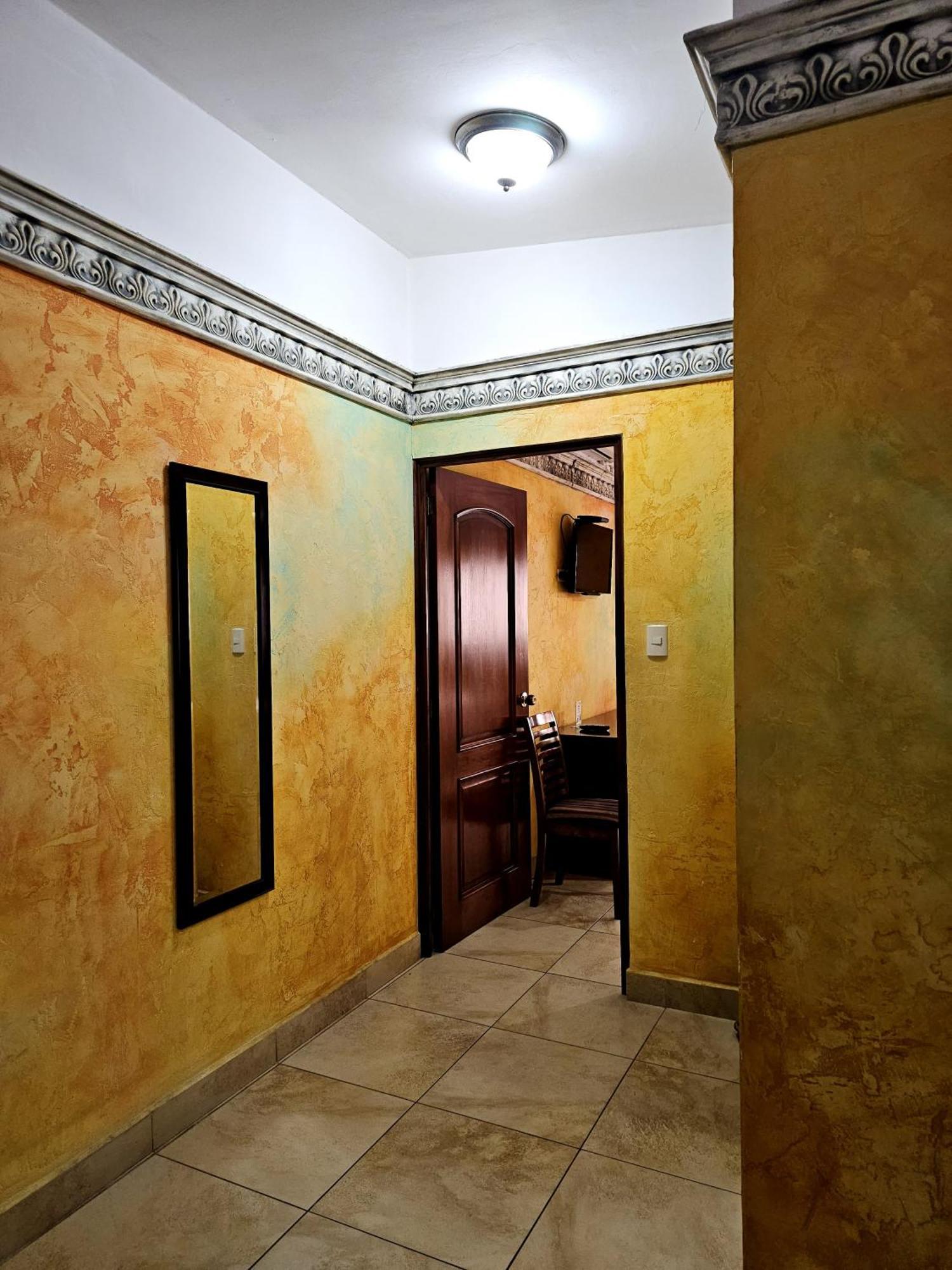 Antigua Inn Hotel Гватемала Экстерьер фото